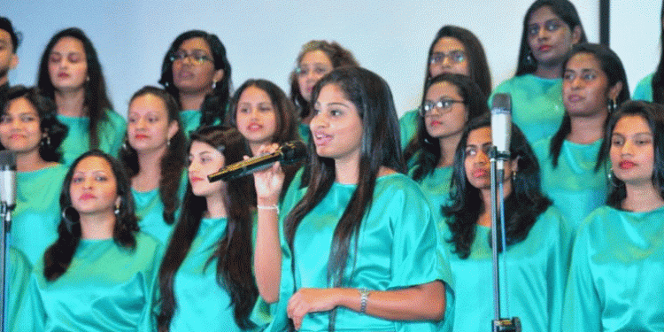 HNB brings Christmas cheer with Annual Carol Service￼