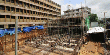 As monetary turmoil hits Sri Lanka, builders look outward.