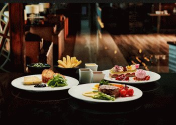 More than 30 Emirates Lounges now open worldwide