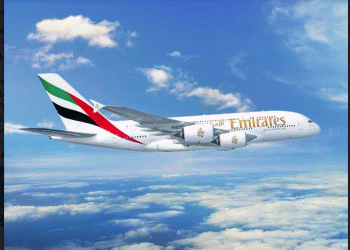 Emirates ramps up operations to London Gatwick with a third daily A380 service