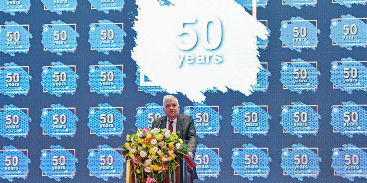 The President’s 50-year legal career! Shangri-La Hotel hosted a celebration! Mahinda, Sambandan, Hakim, and a host of lawyers attended! CJ too arrived, according to the PMD! (PHOTOS)