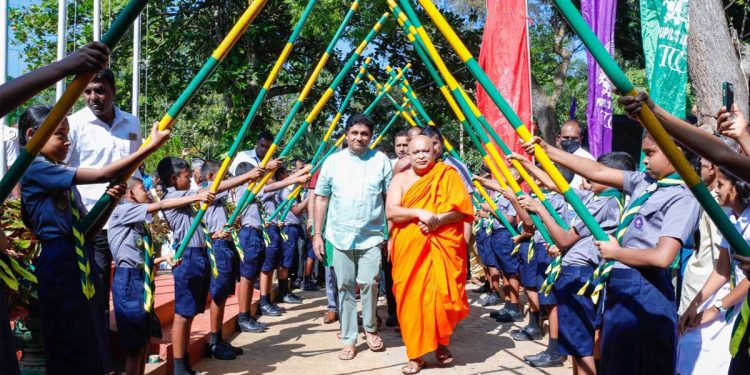 I’m now “Bus Man”! I’m unmoved by insults! Thambuththegama Central receives 50th bus from opposition leader(VIDEO & PHOTOS)