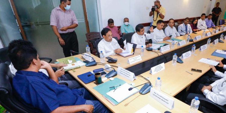 Sajith Premadasa chairs a meeting to discuss reform proposals, Rajitha too participated(PHOTOS)