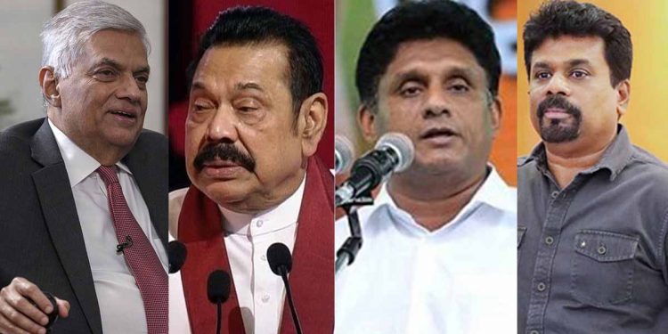 Upon hearing the names of some politicians, people applaud, clap, and jeer(VIDEO)