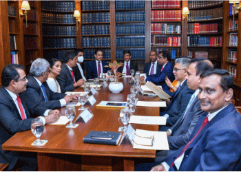 President appoints new secretaries to 08 ministries, extends the term of three