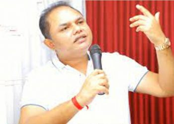 A Pohottuwa legislator launches  vulgar verbal attack on the opposition.  Records to be removed from the Hansard!