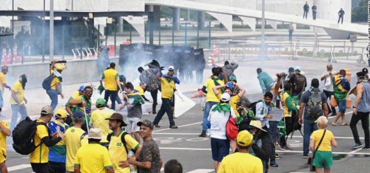 Bolsonaro supporters storm Brazilian Congress