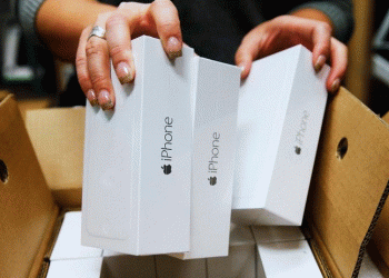 Massive iPhone scam busted in Colombo