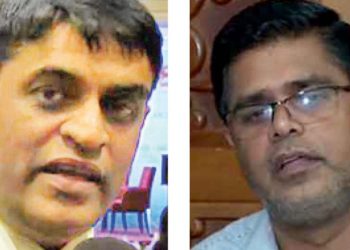 Mujibur Rahman submits the first FR petition against Hapuhinna’s notification instructing District secretaries not to receive candidate election deposits.