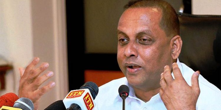 Amarweera is bombarded with questions! Farmers lose patience during the discussion! (VIDEO)