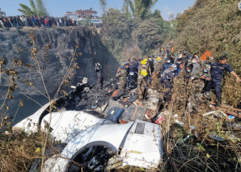 Plane with 72 people on board crashes in Nepal