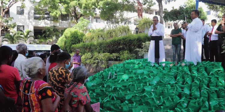 Old boys union of St.benedict’s college spreads Christmas cheer to 240 less privileged families in kotahena.