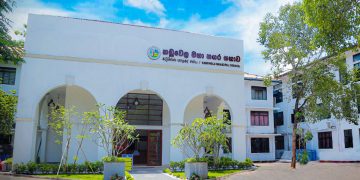 On February 1st, 1500 lakh contracts to kaduwala MC!  5 crores commission to Pohottuwa!  5 lakh commission per candidate! A member of the Kaduwela Council filed a complaint with the EC! VIDEO