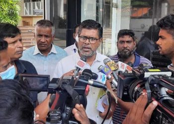 Mujibur quits parliament to run for Colombo mayor!
