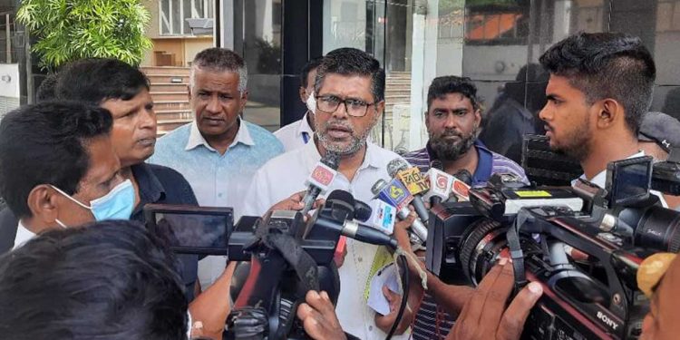 Mujibur quits parliament to run for Colombo mayor!