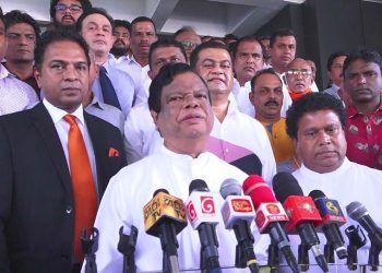 The bail money for the Colombo district is deposited by Podujana Peramuna (VIDEO)