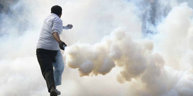 Students of Antare are still exposed to tear gas and water cannon attacks! VIDEO
