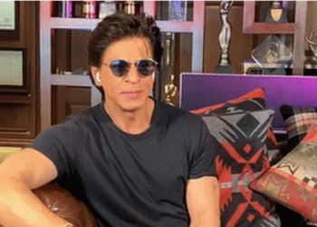 Shah Rukh Khan’s Reply To Tweet With&nbsp;Fan 2&nbsp;Reference: “Do Whatever…”