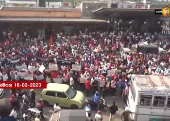 People begin to take to the streets in order to demand votes! Four major protests in Maharagama, Gampaha, Kalutara, and Tangalle! VIDEO
