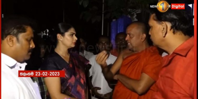 Hirunika goes to Talangama police late at night to see who has been arrested. VIDEO
