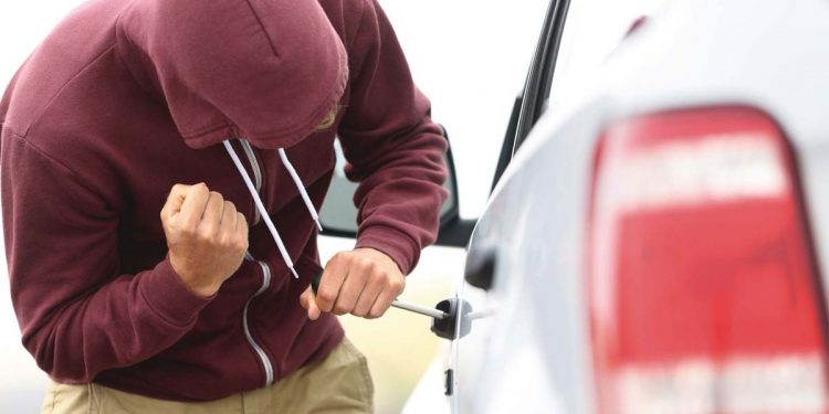 The magistrate’s car was stolen by a thief who locked him in a room on the top floor! The magistrate leaped out the window, and the cops were alerted!