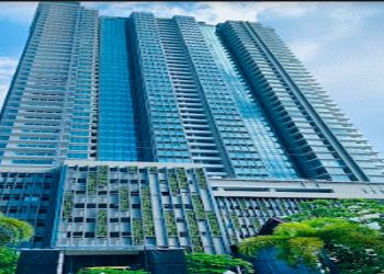 Hayleys Unisyst completes the installation of the largest continuous unitised curtain wall in Sri Lanka for 447 Lunar Tower