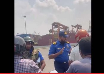 Things start to get heated in the harbor! Everything is captured on video! VIDEO