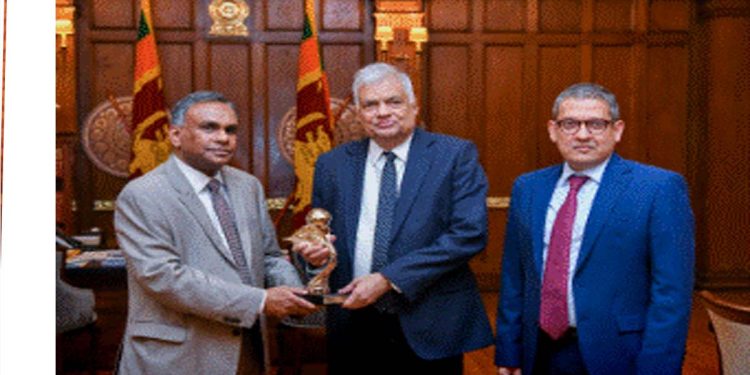 People’s Leasing Company received 2022 European Award for Best Practice.