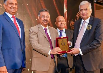 50 years in the legal field! The Chief Justice presents Ranil with a “Congratulation Award”! PHOTOS