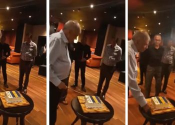 Celebrate the president’s birthday with friends by cutting a royal cake with a sword! VIDEO