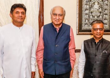 A meeting between renowned Indian diplomat Parthasarathi and Sajith! Baglay, the Indian High Commissioner, also participated. PHOTOS