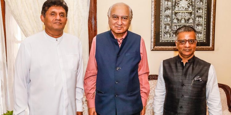 A meeting between renowned Indian diplomat Parthasarathi and Sajith! Baglay, the Indian High Commissioner, also participated. PHOTOS