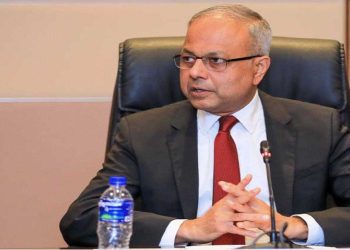 Senior presidential adviser meets with officials. Informs them about anti-corruption, accountability, and adherence to the rule of law.