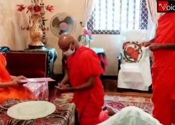 Appeal for a ‘Sangh order’ to hold elections? Delivers a request memo to the Mahanayaka Theras ! VIDEO
