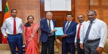 CBSL Annual Report (2022) handed over to the President