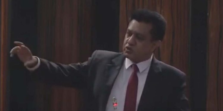 Professor Charith Herath expresses concern about sections 1-16 of the IMF agreement, claiming that they are entirely harmful and that MPs should not applaud such an agreement.