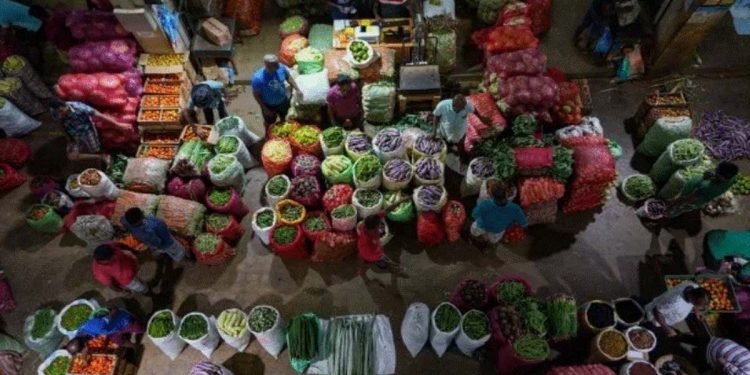 Sri Lanka Delays Debt Restructuring Plan Presentation to Mid-May