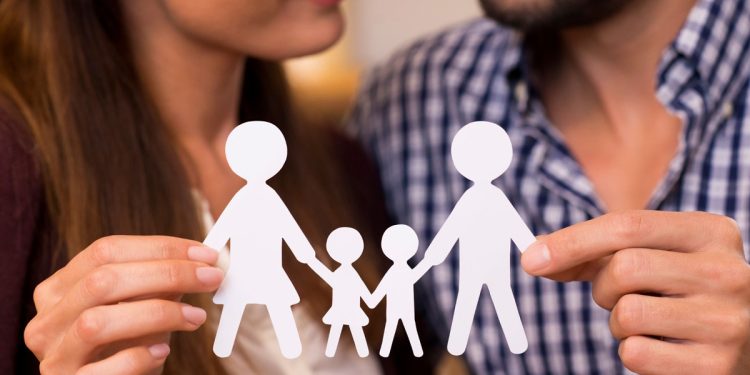 More parents seeking birth control to deal with the economic crisis. CBSL