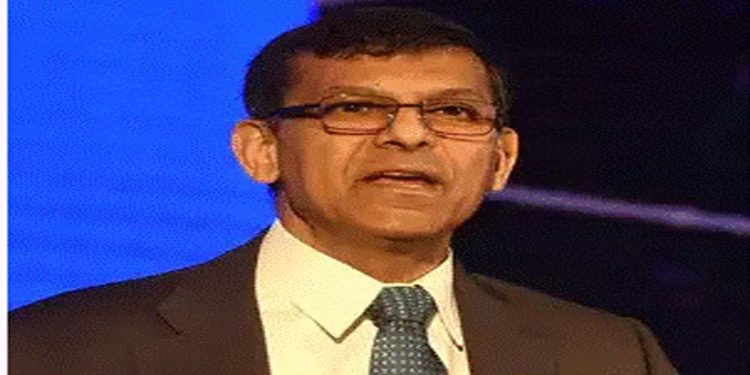 Former IMF fund chief predicts further turmoil in the banking system.
