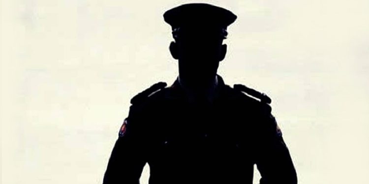 A state minister in Puttalam district unhappy over Anamaduwa Police’s new OIC appointment.! Get the posting cancelled. No OIC should be appointed without his approval.