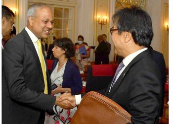 Foreign ambassadors and high commissioners are informed about the government’s programme by Sagala! PHOTOS