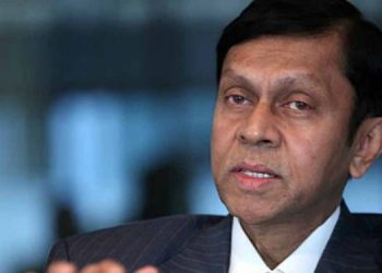The court dismissed the former governor of the southern provinces’ complaint against former Central Bank Governor Ajith Nivard.