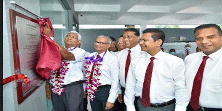 Ceylinco Life’s model Green branch opens for business in Matale