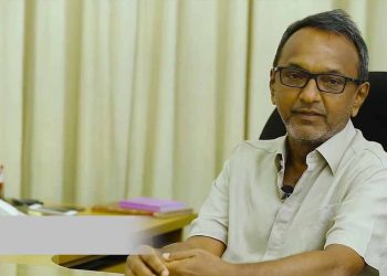 Switching political alliances was there for grants to ministries, but this is not the reality on the ground – Imtiaz – VIDEO