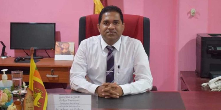 The Divisional Secretary of Negombo died mysteriously in his official residence I Sri Lanka Latest News