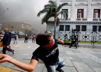 Argentina president, protesters slam IMF debt, austerity as economy creaks