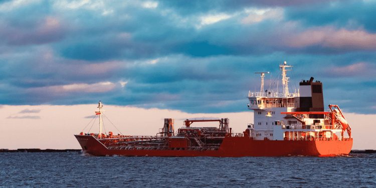 Oil supplier to Sri Lanka violates conditions; sends oil through unknown party; oil is unloaded; tender committee and attorney general object; attempts to submit a new cabinet paper!