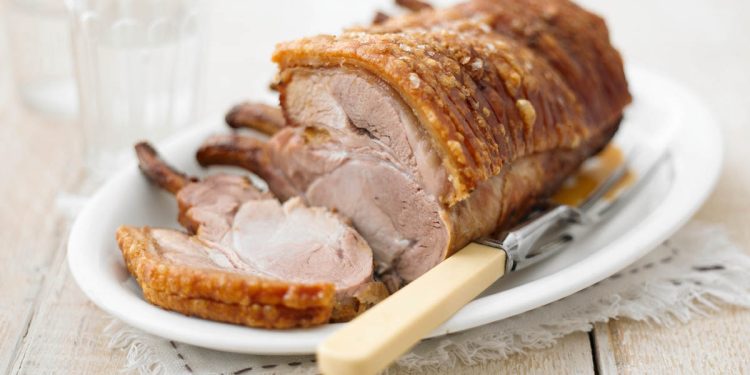 A disease outbreak is sweeping through pig farms A health warning issued : western province is the most affected I Sri Lanka Latest News
