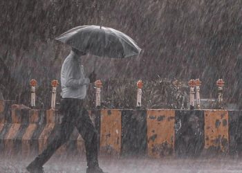 Meteorologists predict scattered showers for today.