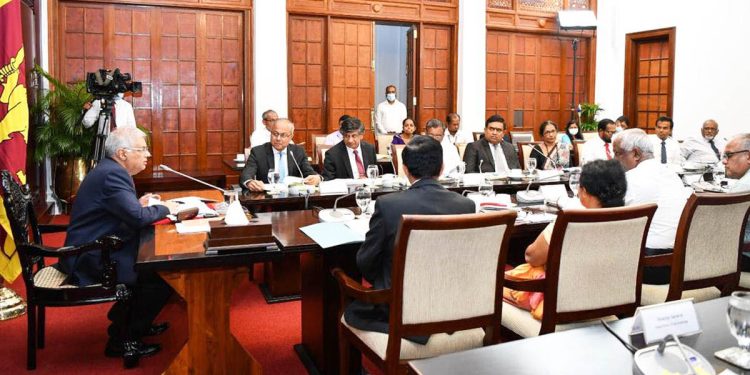 Sagala convenes a meeting with the President to address land issues throughout the country!